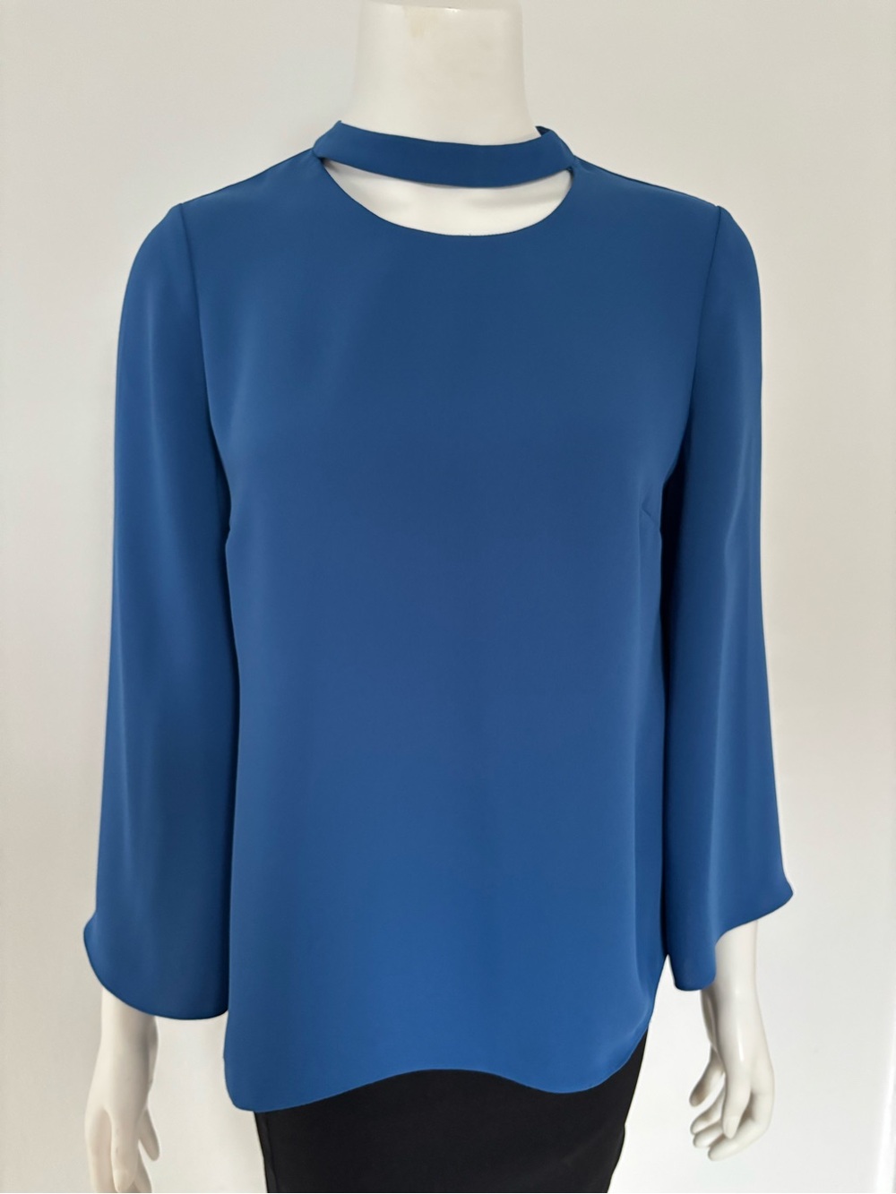 Chico's Blue Mock-Neck Cutout Long-Sleeve Blouse